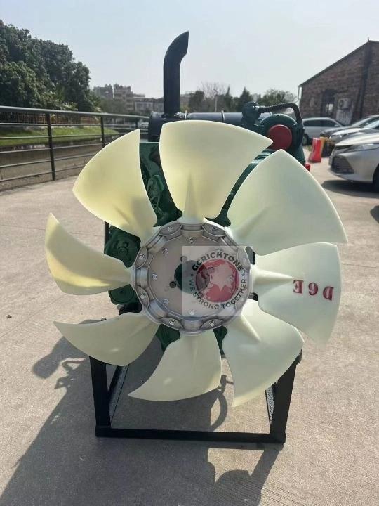 Дизельный двигатель Volvo D6E 4 (1) Дизельный двигатель Volvo D6E